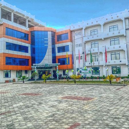 Kitchen Hut Hotel Nepalgunj Экстерьер фото